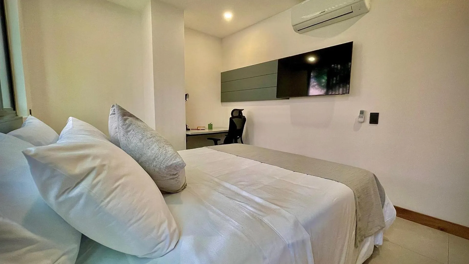 Nomadic Suites Medellin Hotel