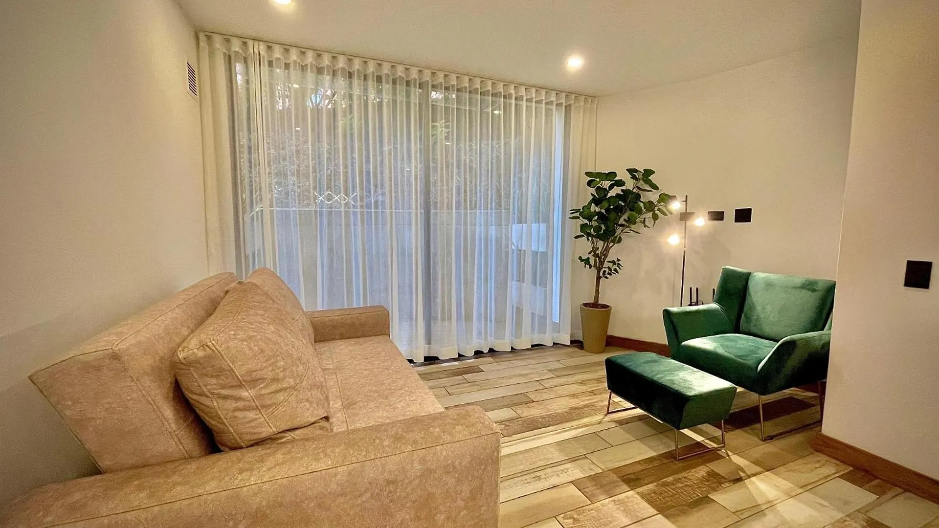 Nomadic Suites Medellin