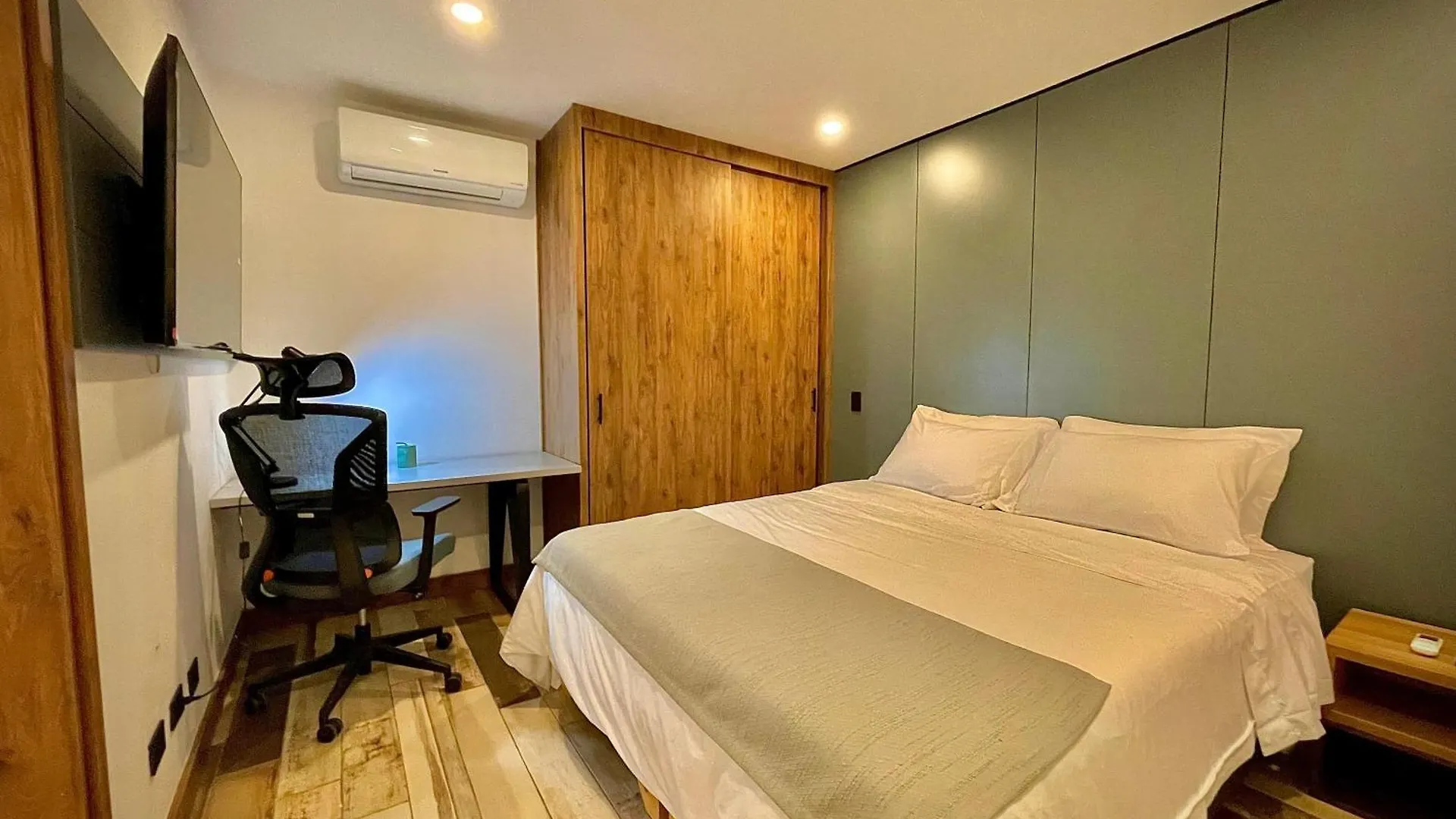 Hotel Nomadic Suites Medellin