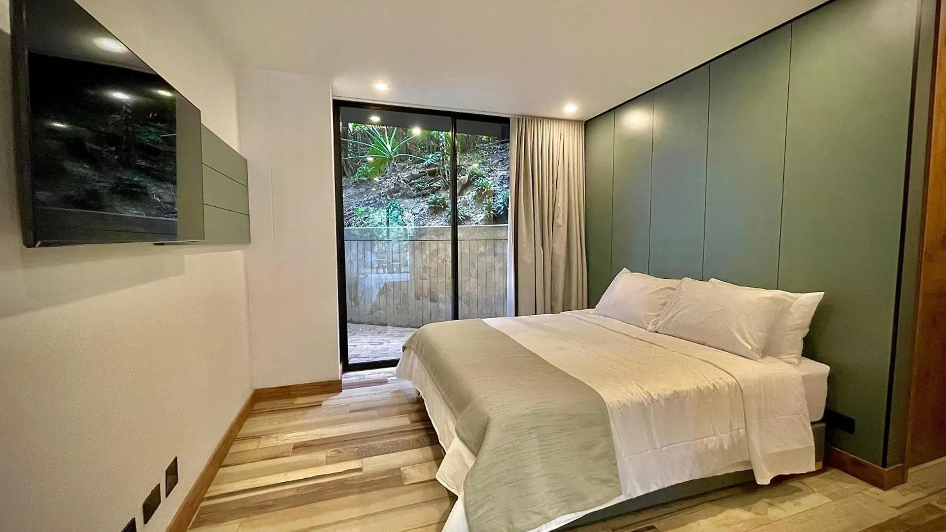 Hotel Nomadic Suites Medellin Colombia