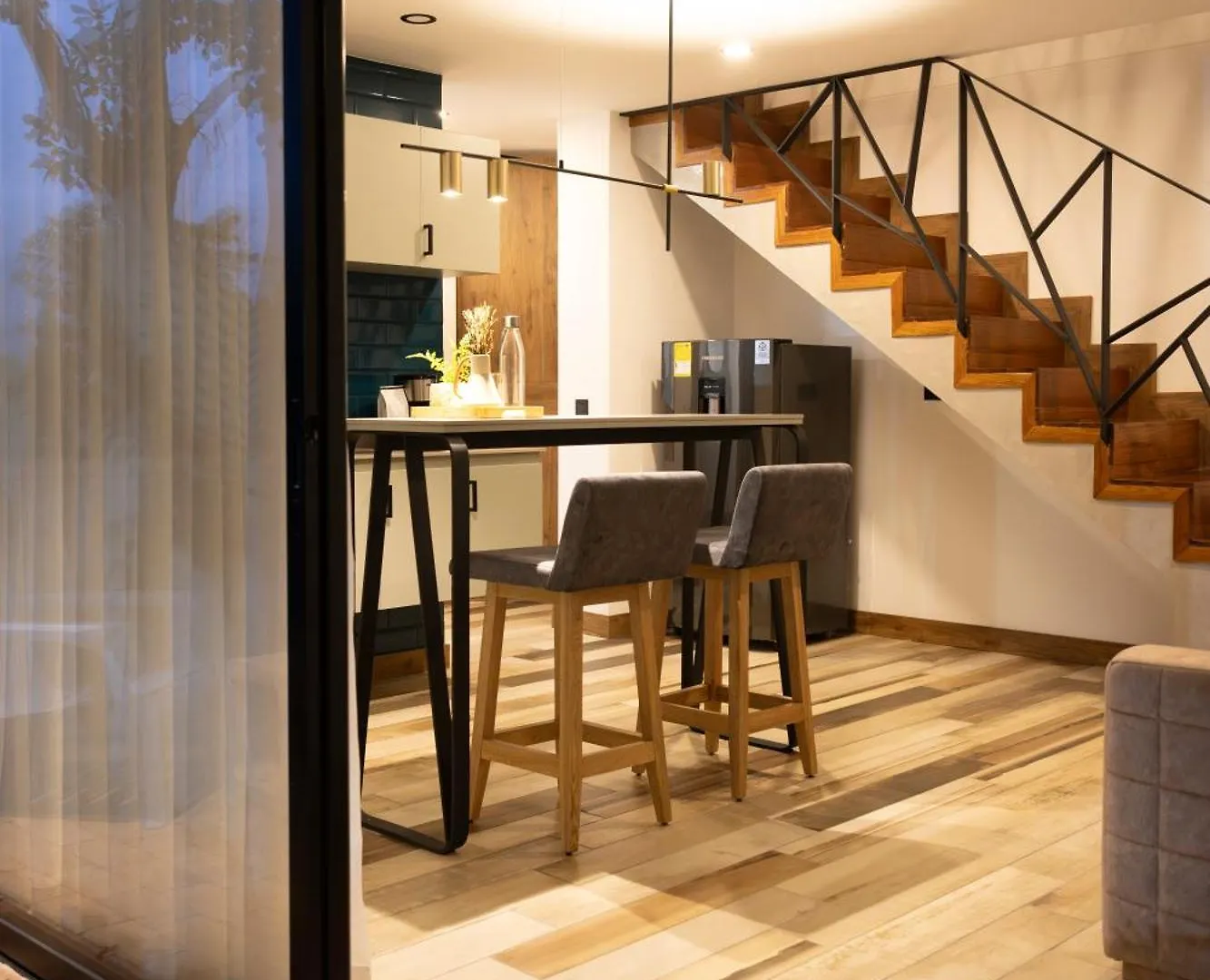 酒店 Nomadic Suites 麦德林