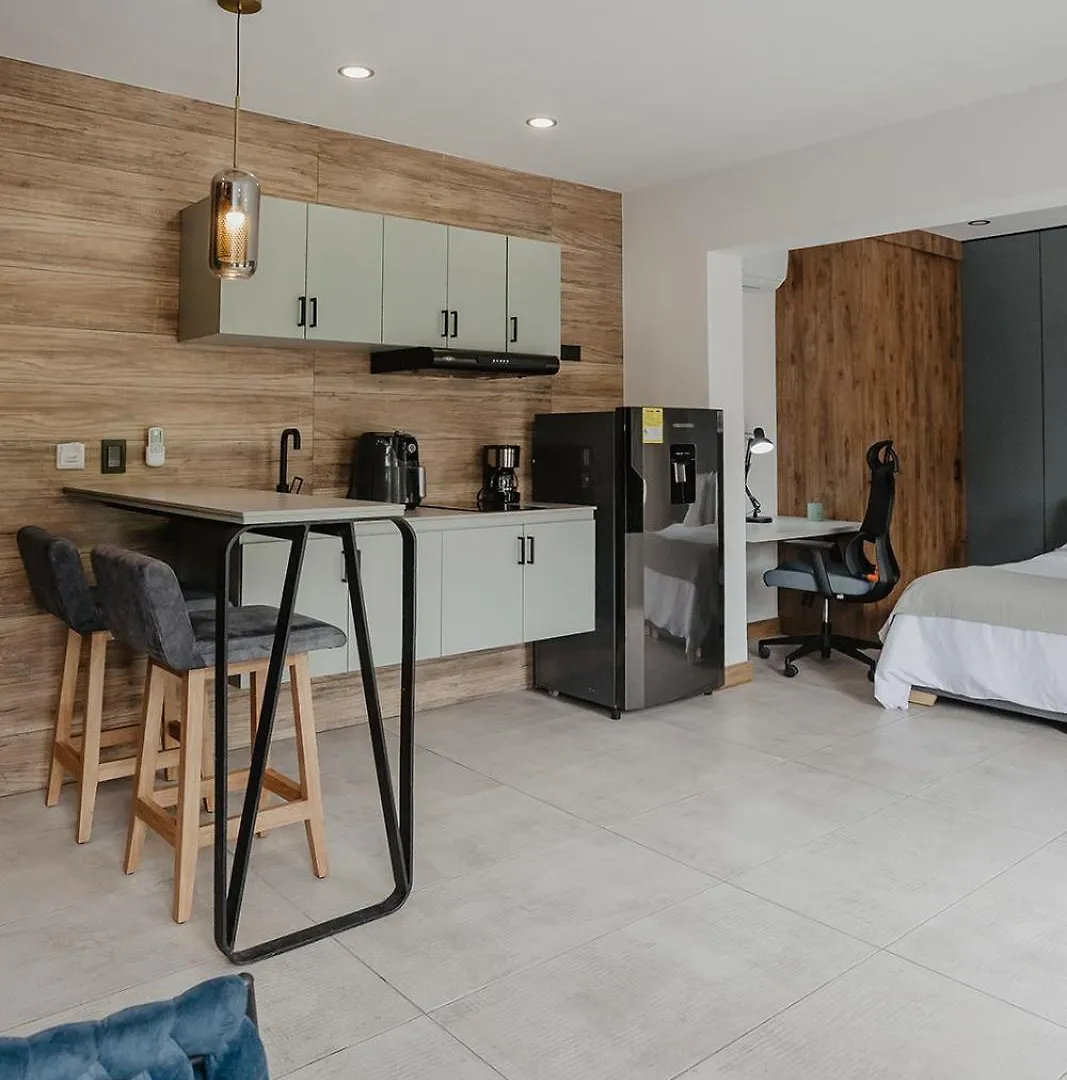 Nomadic Suites 麦德林 0*,