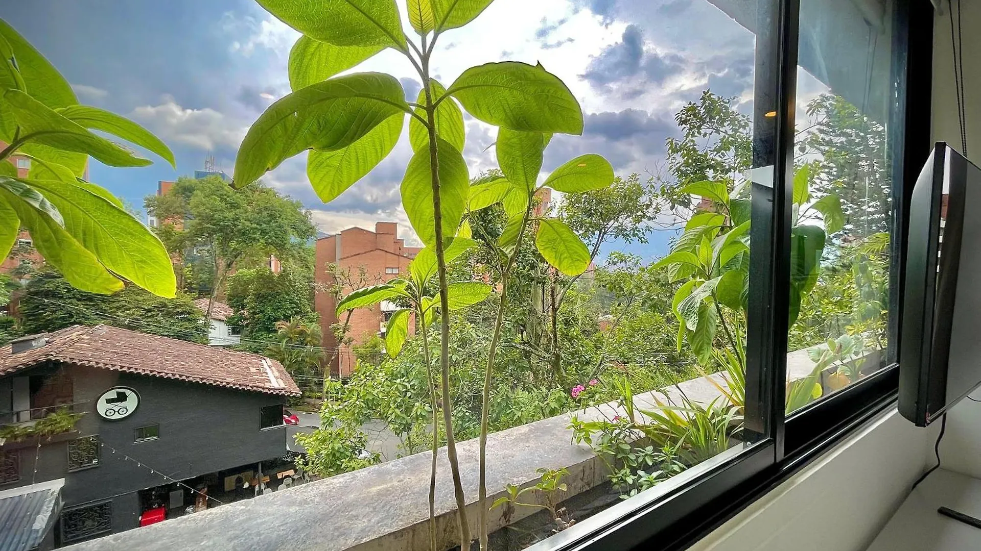 Hotel Nomadic Suites Medellin Colombia