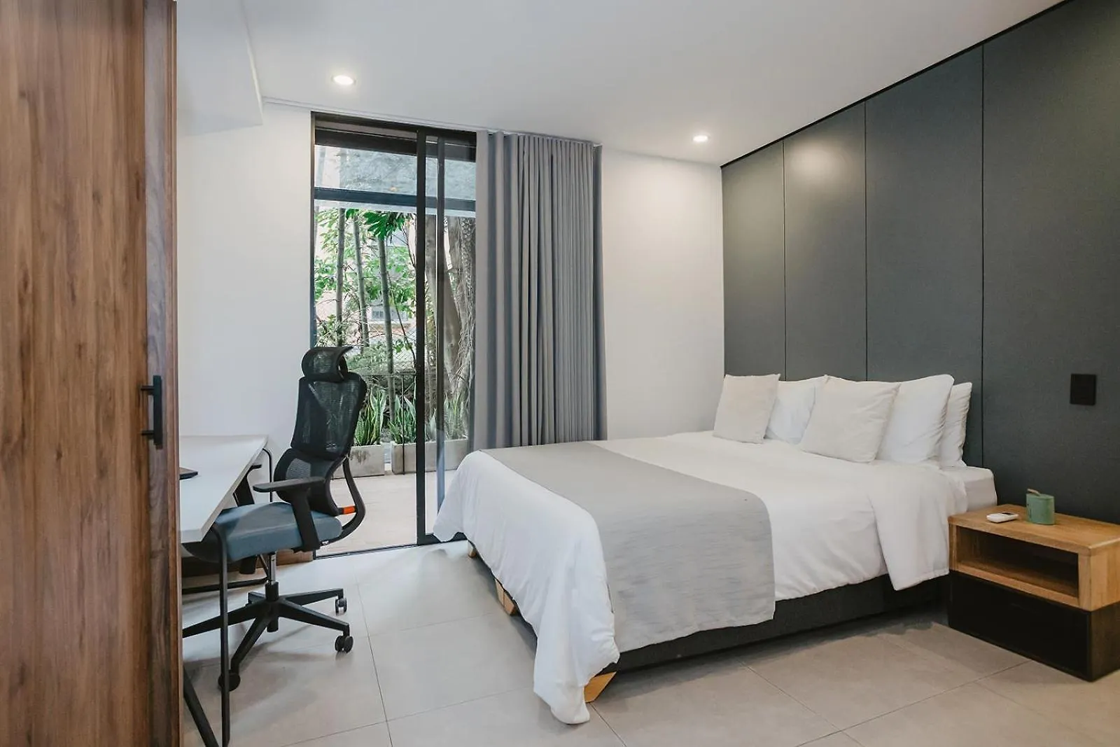 Nomadic Suites Medellín Hotel