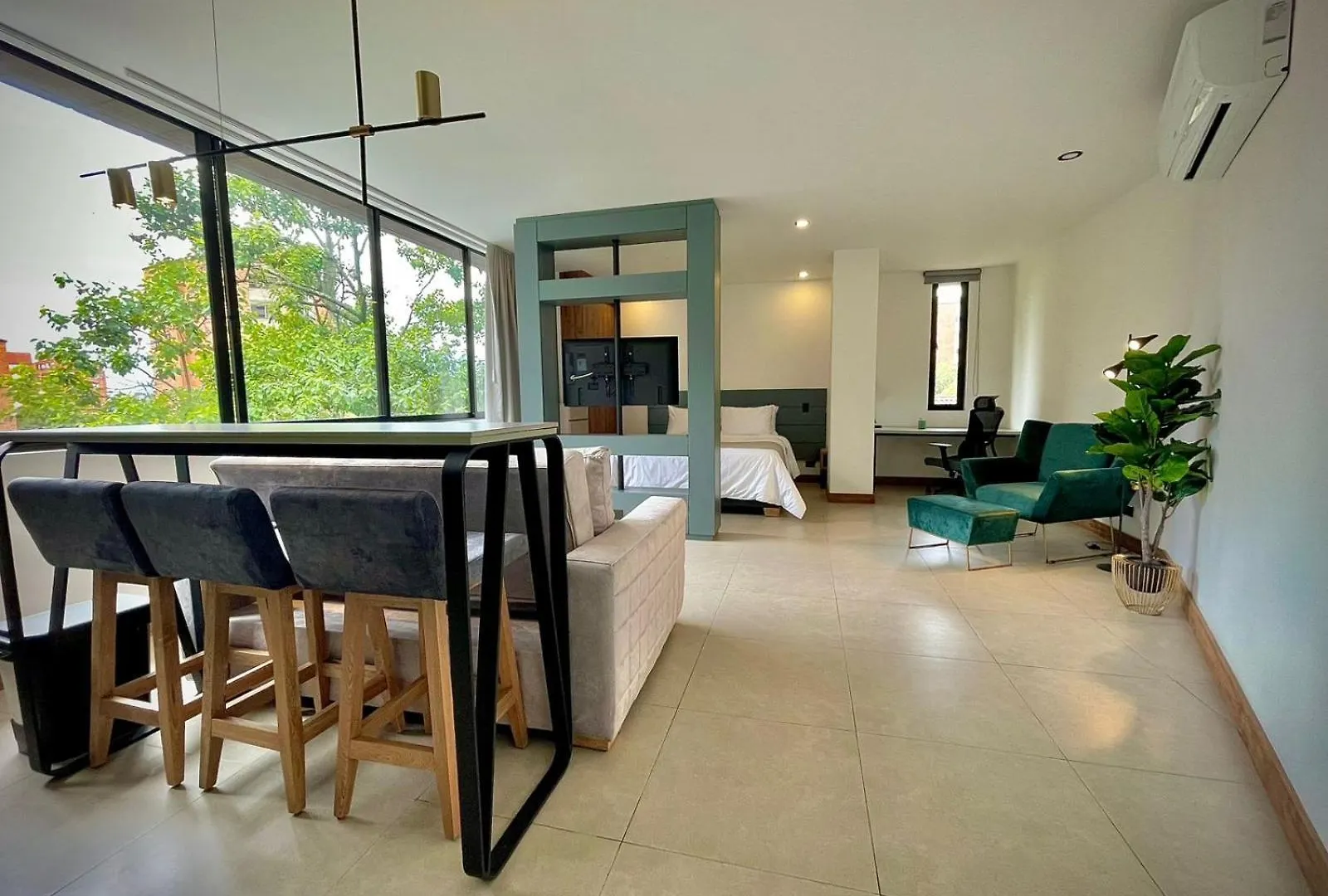 Nomadic Suites Medellin 0*,  Colombia