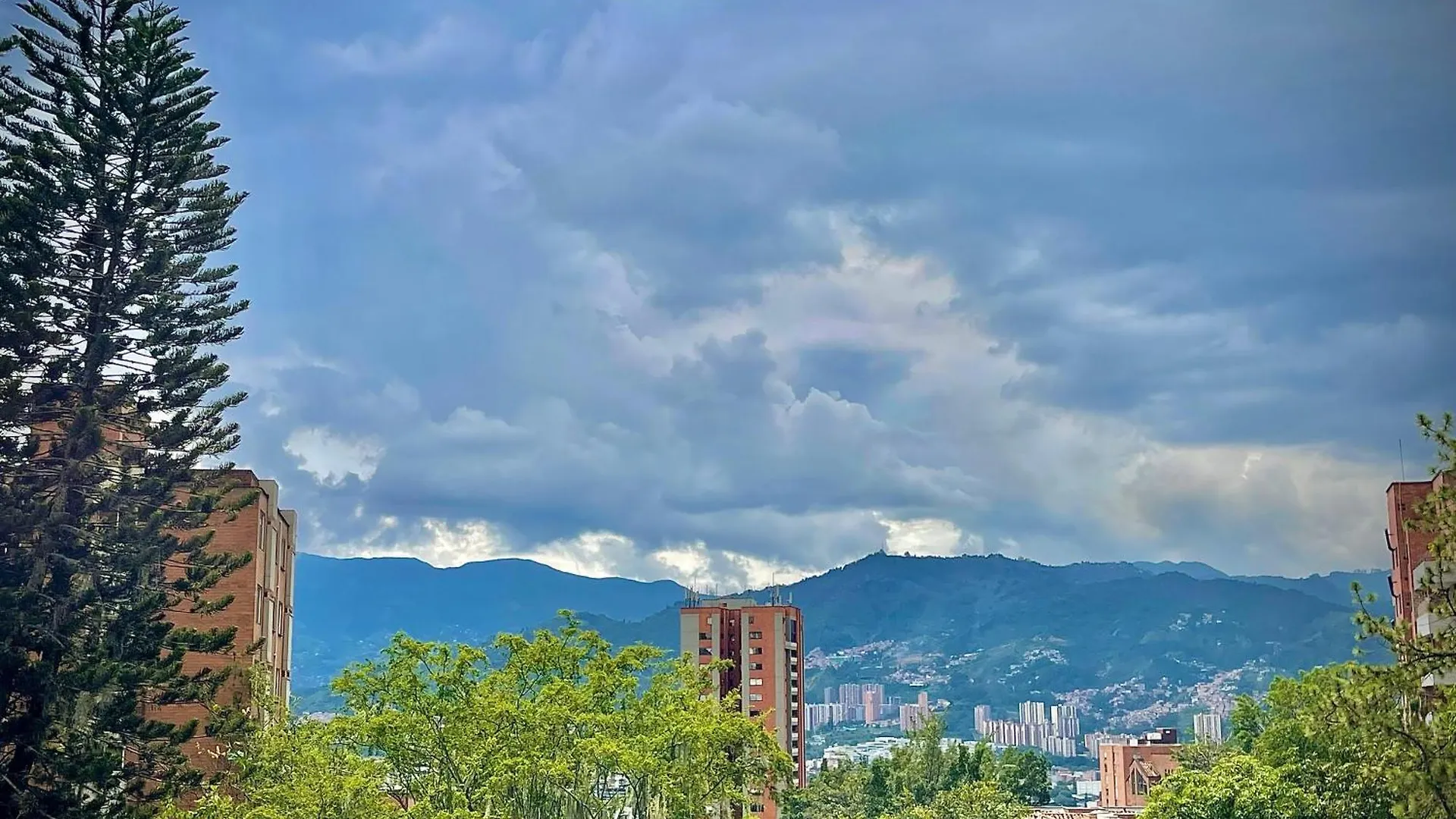 Hotel Nomadic Suites Medellin